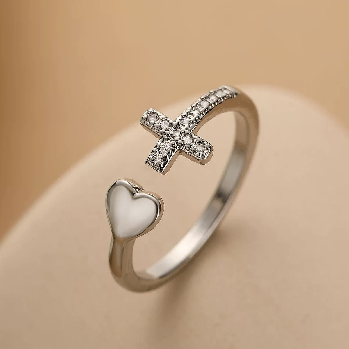 Simple Copper Plated Gold Zircon Cross Love Heart-shaped Ring Female