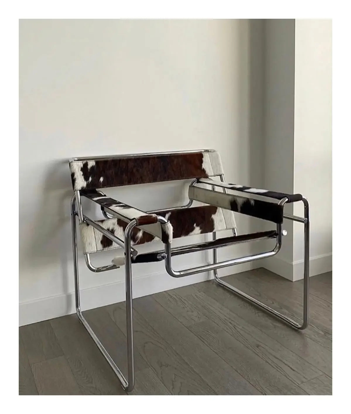 Vassili Genuine Leather Lounge Chair Bauhaus Style MidCentury Modern OnePiece with Stainless Tube Frame Premium office Furniture