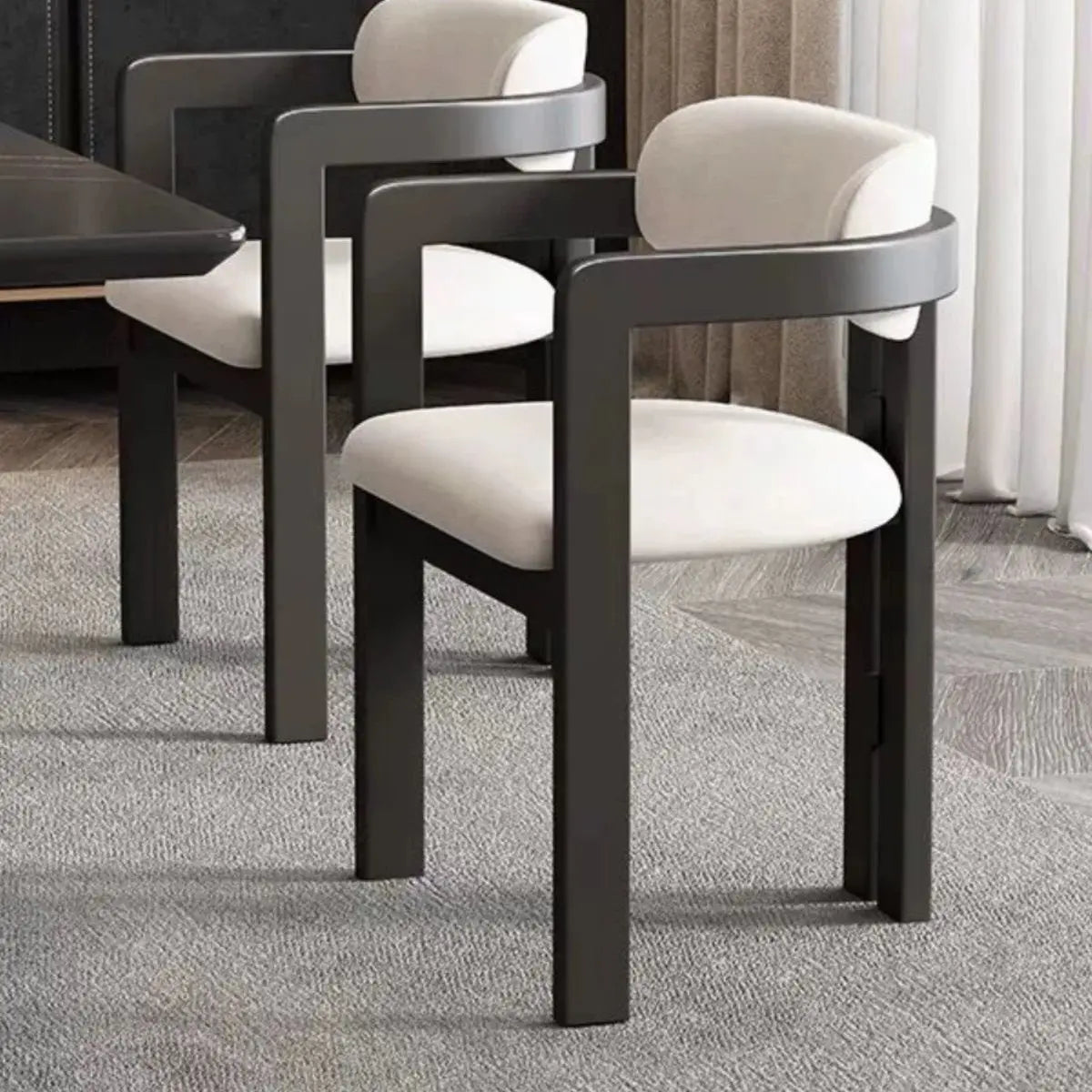 Mid-Century Solid Wood Black Dining Chair - Nordic Minimalist Tripod Legs Retro Side Chair for Home