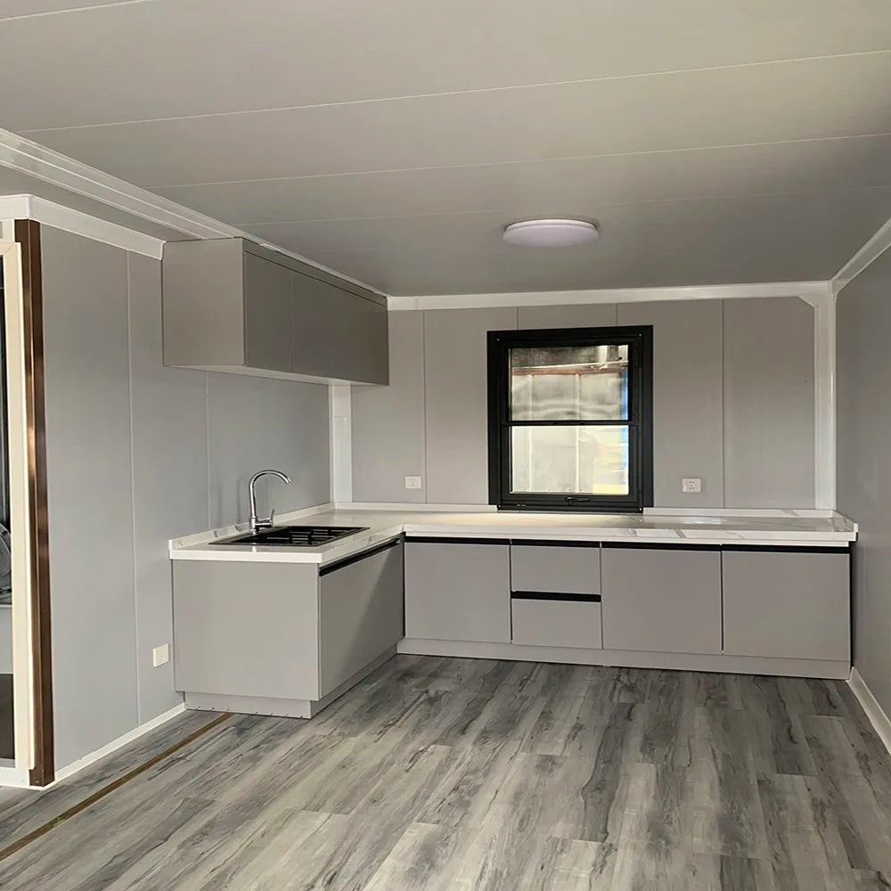 Luxury 2-5 Bedroom Prebuilt Container House 20-40Ft Portable Mobile Tiny Home Prefab Foldable Expandable Sandwich Panel Shop