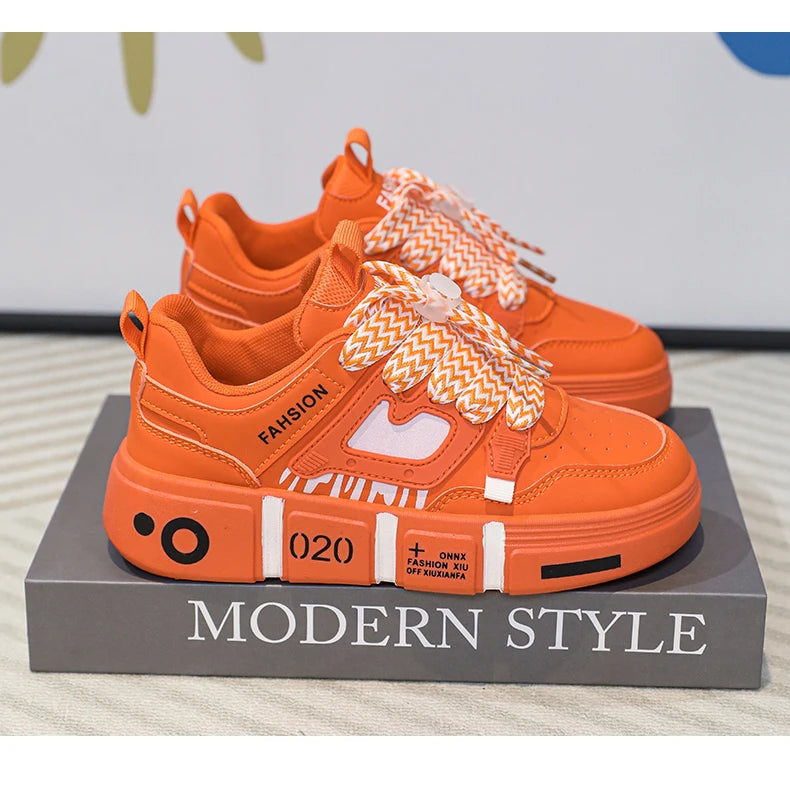 New family shoes Children's shoes Small white shoes Student shoes Children's shoes sports shoes boys casual board shoes