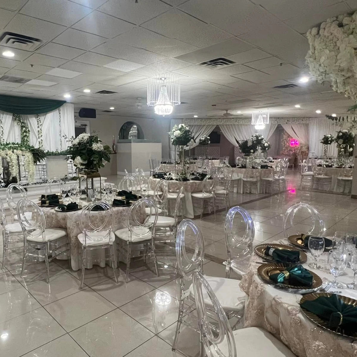 100pcs）Modern Restaurant Wedding Party Chairs plastic Stackable Hotel Gold Chiavari Chairs 1149