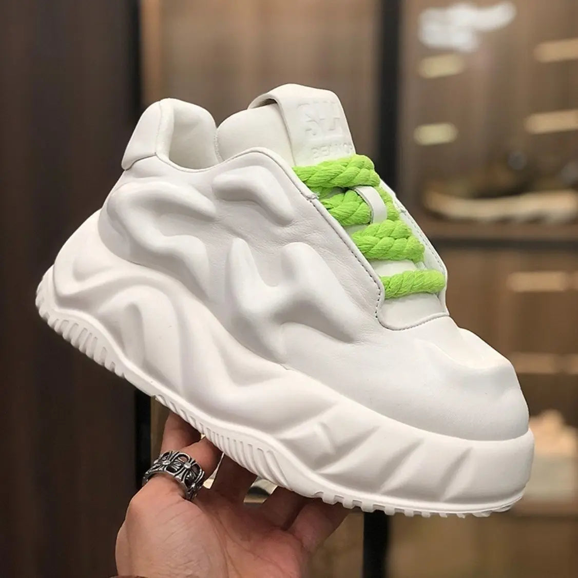 2024 Spring and Autumn New Men's Personality Design Sense High Korean Style Warm All-Match Muffin Bottom Casual Shoes