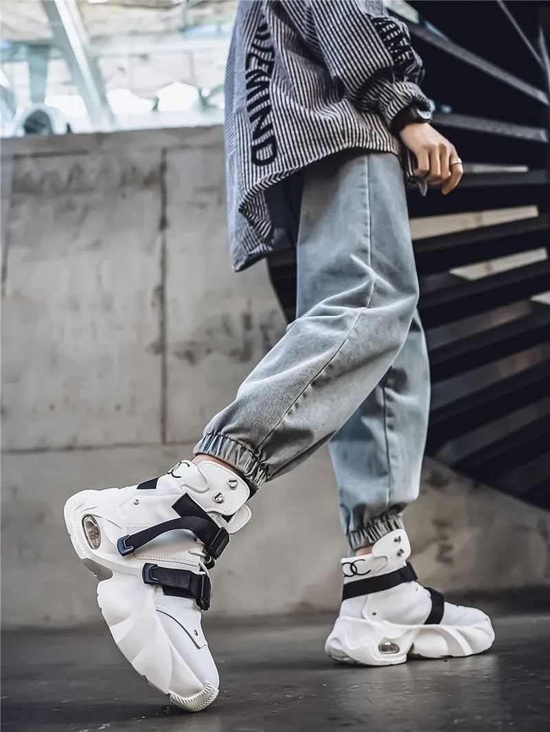 Men's Motorcycle Boots Autumn Winter Trendy All-match Leather Fashion Mans Shoes New High-tops Classic Simple Style Casual Boot