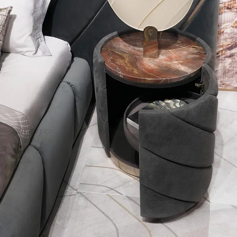 High-End Double Bed Modern Bedroom Furniture Set Villa Home Furniture Black King/Queen Size Bed Customizable Bedroom Bed Frame