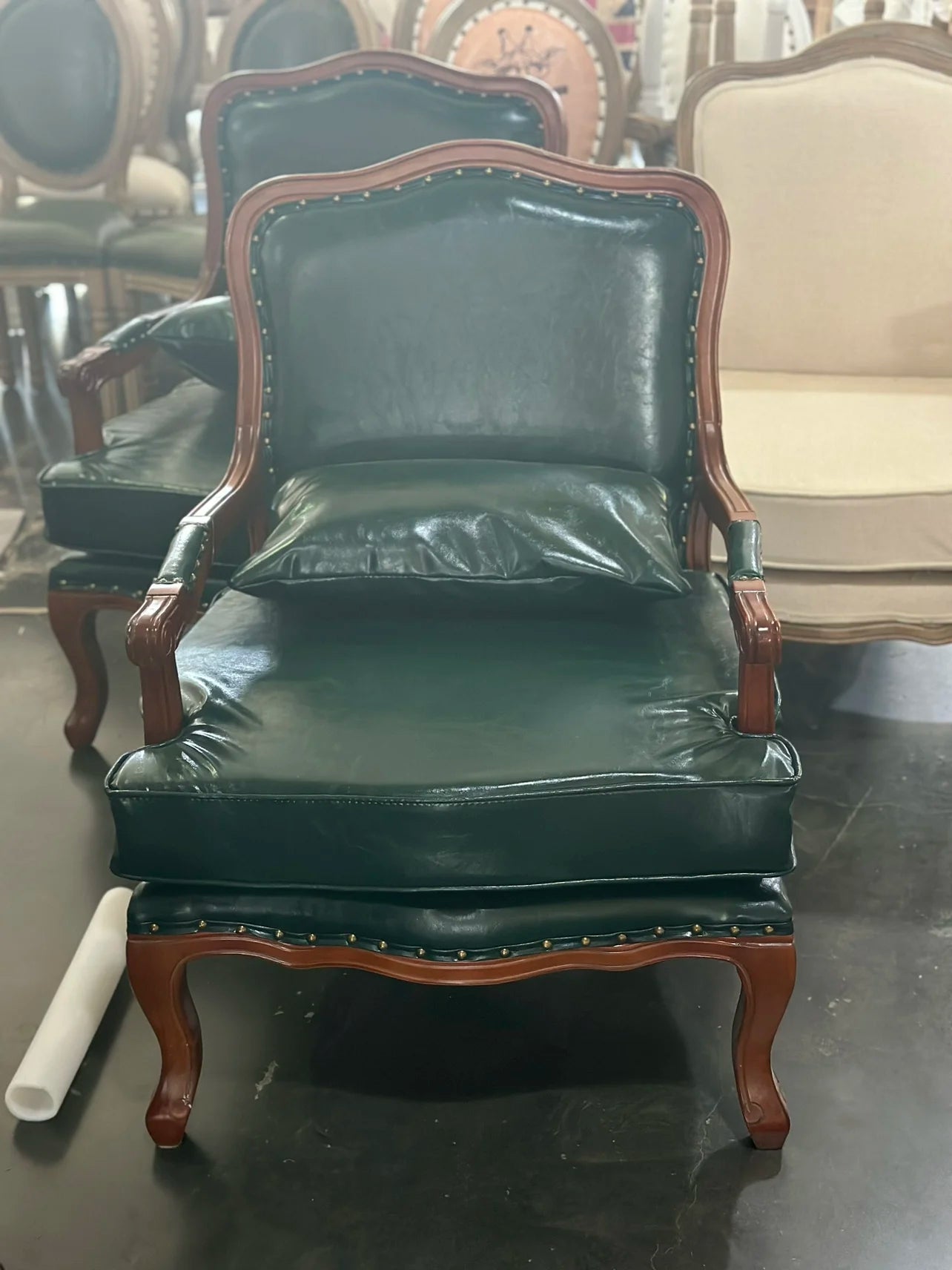 chairRetro solid wood single American country sofa small apartment fabric cafe hotel bedroom back sofachair