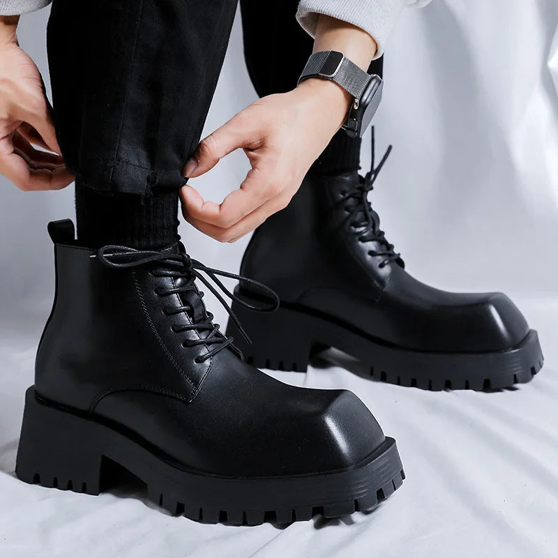 British Vintage Men Leather Shoes Square Toe Lace-up Dress Ankle Boots Autumn Winter Tooling Motorcycle Boots Business Men Shoe
